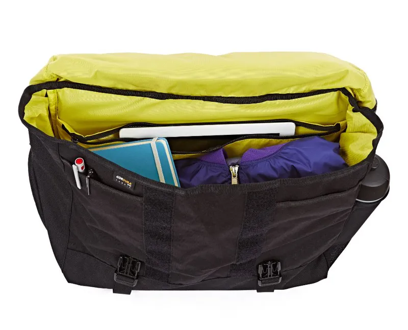 Brompton C Bag with Rain Cover Black-1