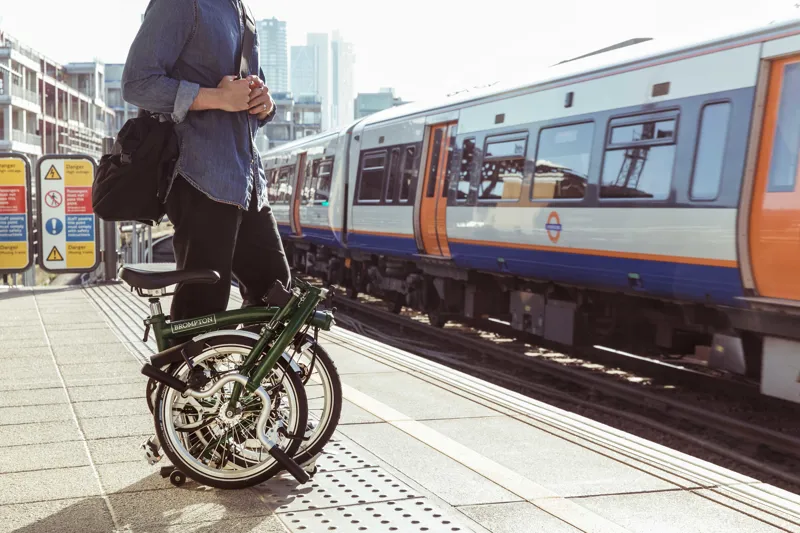 Brompton M6L Folding Bike 2021 Racing Green-4