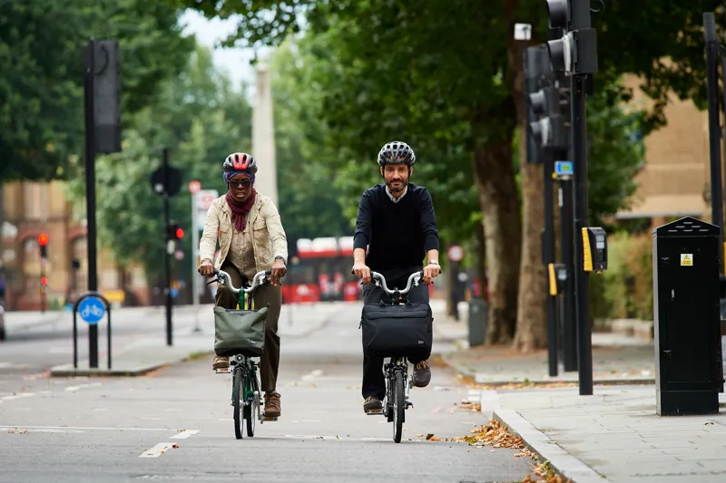 Brompton M6L Folding Bike 2021 Racing Green-3