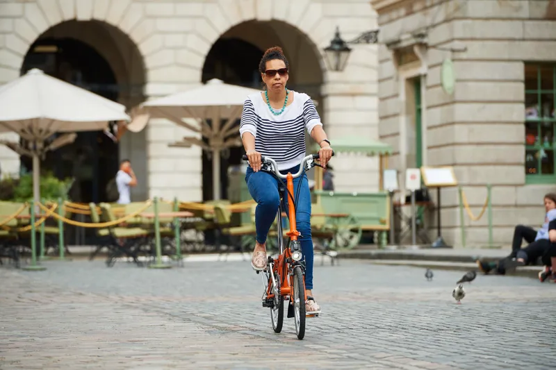 Brompton M6L Folding Bike 2021 Signal Orange-4