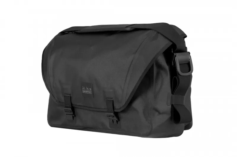 Brompton Metro Waterproof Bag L Black-1