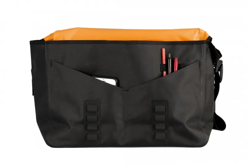 Brompton Metro Waterproof Bag L Black-3