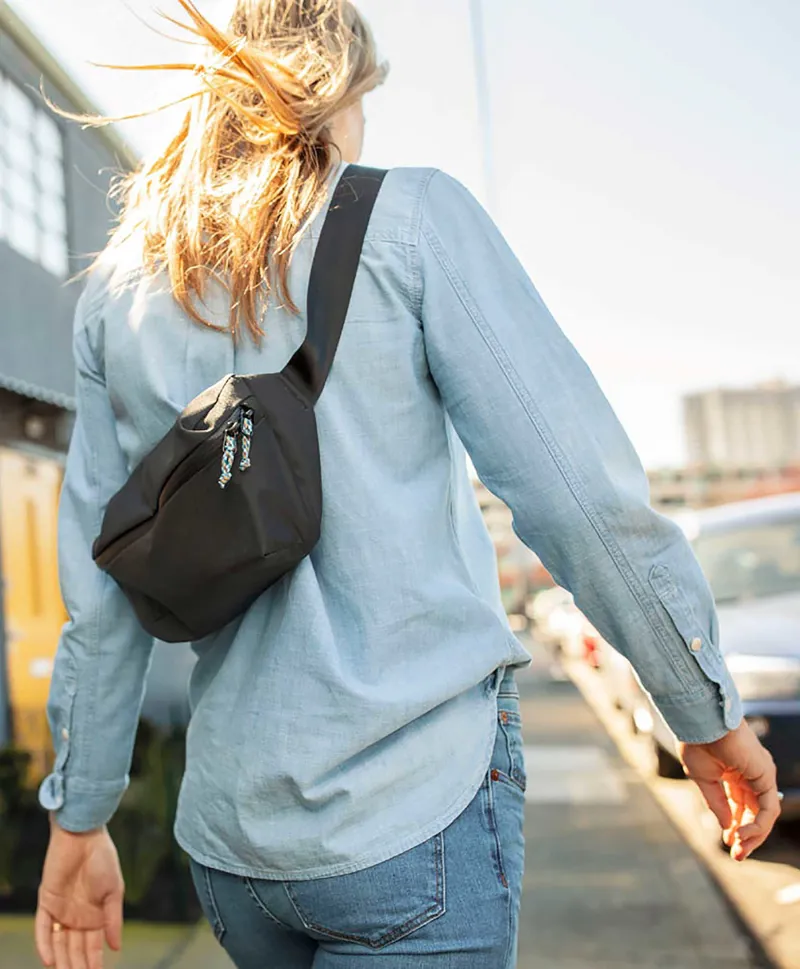 Camelbak Pivot Sling and Waist Pack Black-4