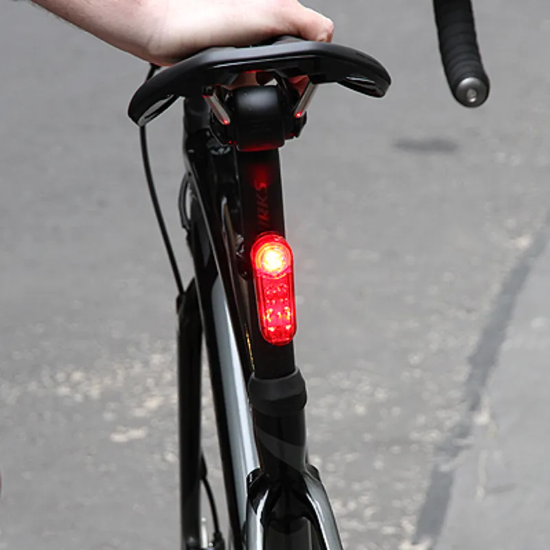 Cateye Sync Kinetic 40/50 LM Rear Light Black-2