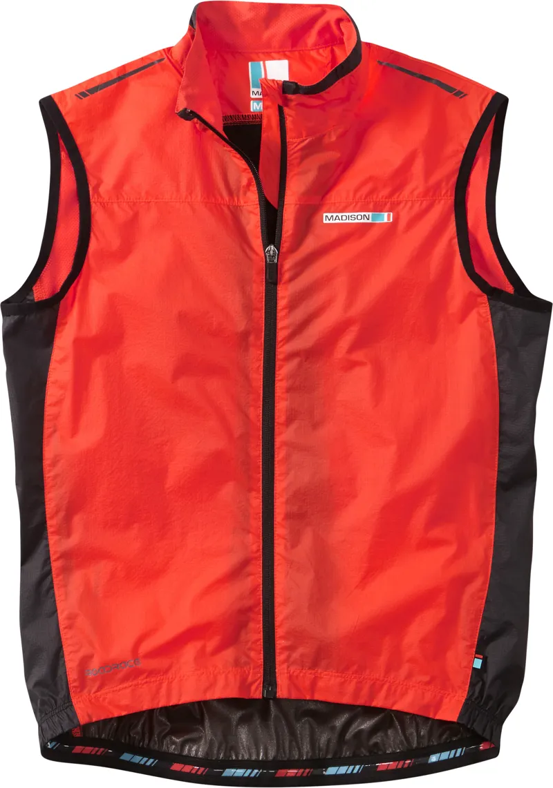 Madison Road Race Premio Windproof Shell Gilet Chilli Red