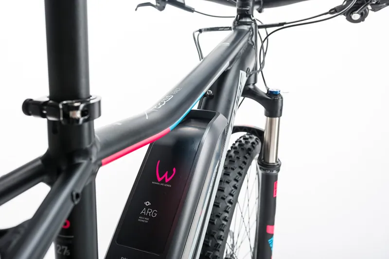 Cube Access WLS Hybrid Race 500 Womens Electric Bike 2017 Black/Grey-1