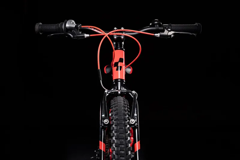 Cube Acid 200 SL 20in Wheel Red/Green/Black-2