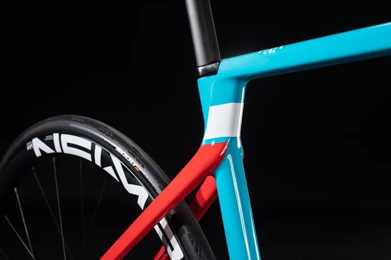 Cube Agree C:62 SLT Force Etap AXS Disc Carbon Road Bike 2020 Blue/Red-5