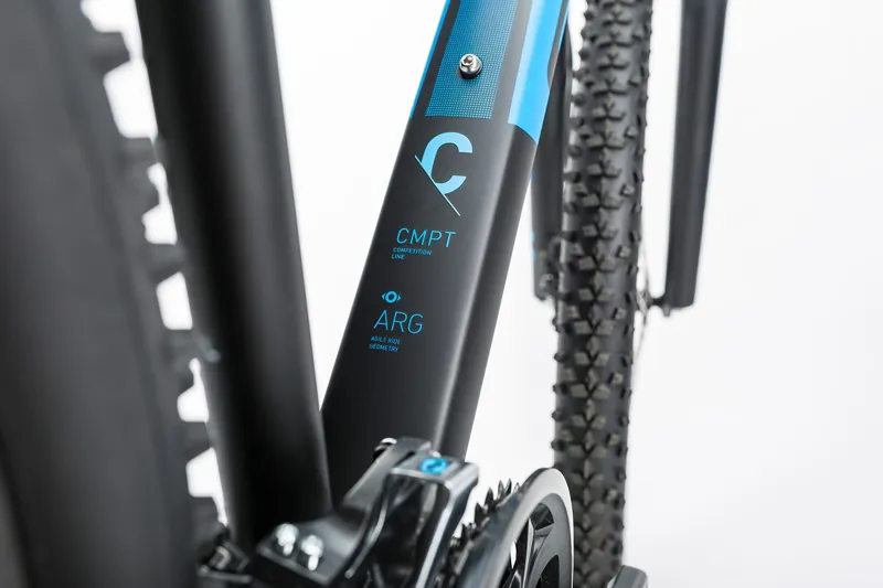 Cube Aim Race Hardtail Mountain Bike 2017 Black/Blue-3