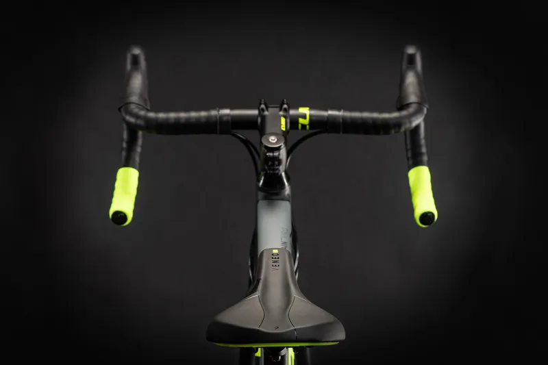 Cube Attain Pro Road Bike 2021 Black/Yellow-4