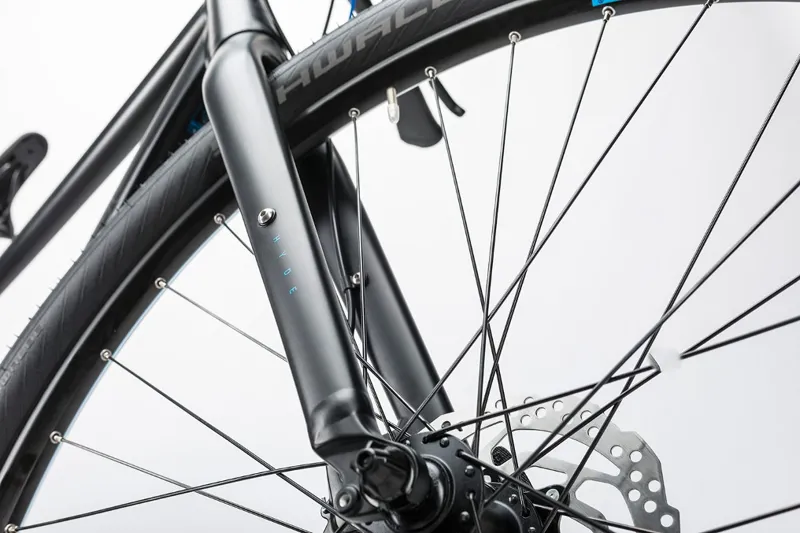 Cube Hyde Pro Trapeze Hybrid Bike 2017 Black/Blue-10