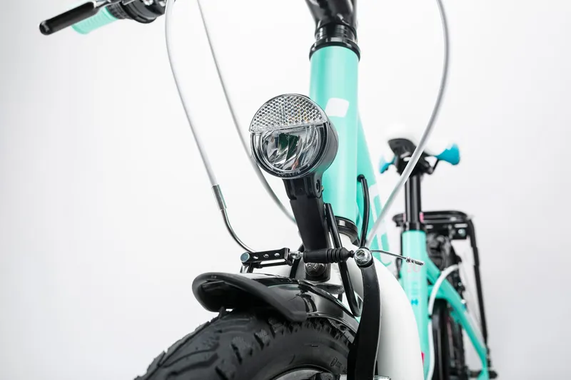 Cube Kid 200 Street Girls Bike 2017 Mint/White-2