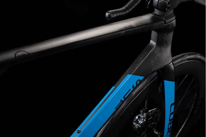 Cube Litening C68X SLT Carbon Etap AXS Disc Road Bike 2020 Black/Blue-8