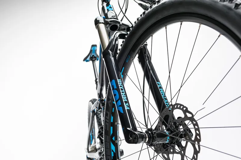 Cube Stereo 140 C:62 Race 29er Mountain Bike 2017 Carbon/Blue-5