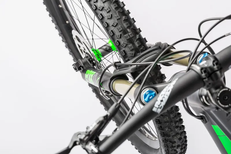 Second Hand 2016 Cube Stereo 160 HPA SL 18inch XT Iridium/Green-4