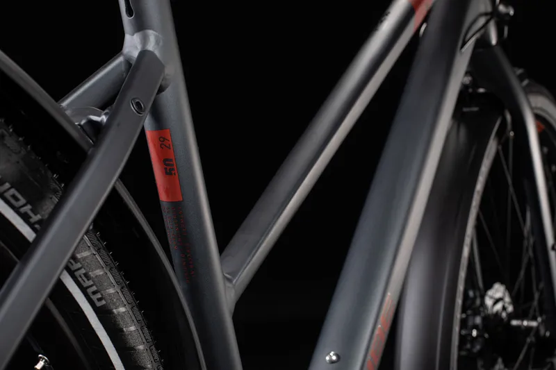 Cube Travel Trapeze Tour/Commute Bike 2020 Iridium/Red-3