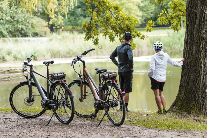 Cube Touring Hybrid 400 Electric Bike 2017 Grey/Red-5