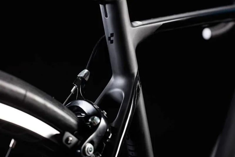 Cube Attain GTC SL Road Bike 2018 Carbon/White-4