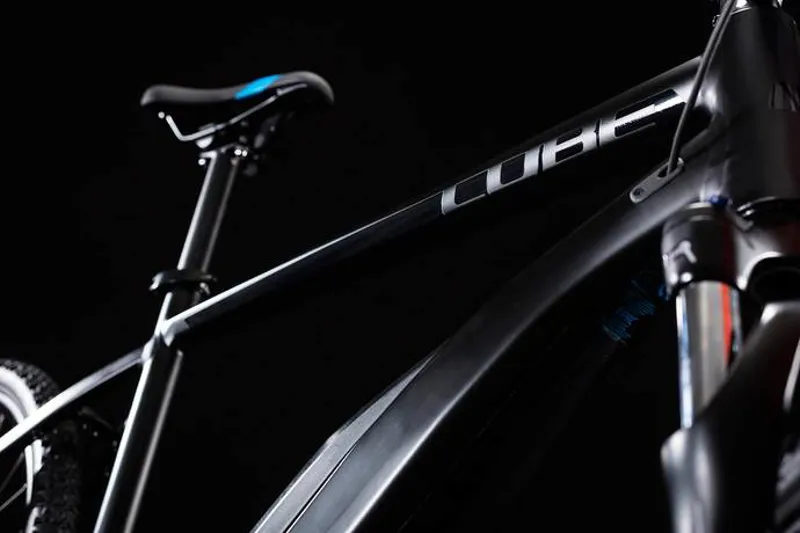 Cube Cross Hybrid One 400 Electric Bike 2018 Black-4