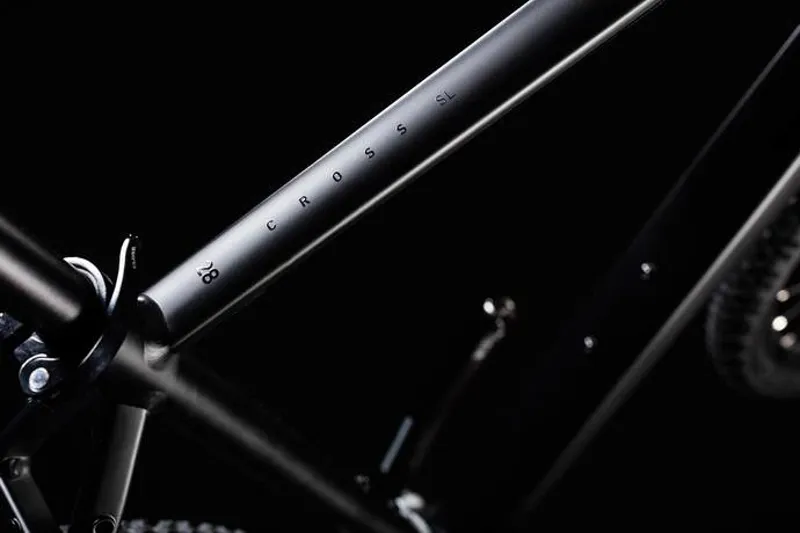 Cube Cross SL Womens Hybrid Bike 2018 Black Edition-4