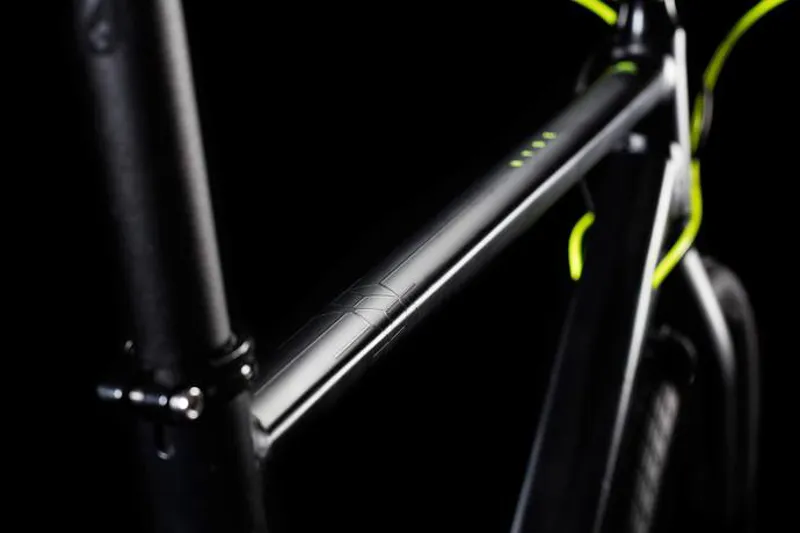 Cube Hyde Womens Hybrid Bike 2018 Black/Yellow-5