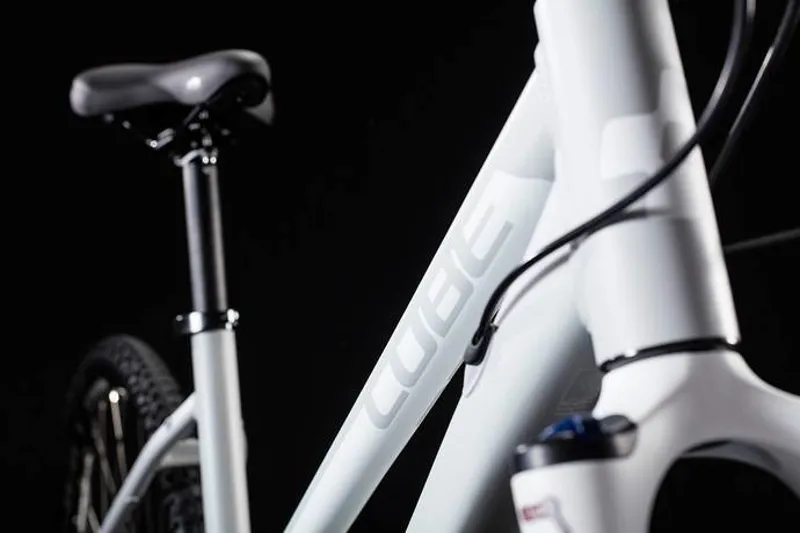 Cube Nature Pro Womens Hybrid Bike 2018 Grey/White-4