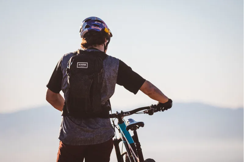 Dakine Session 12L Hydration Pack Stacked-2