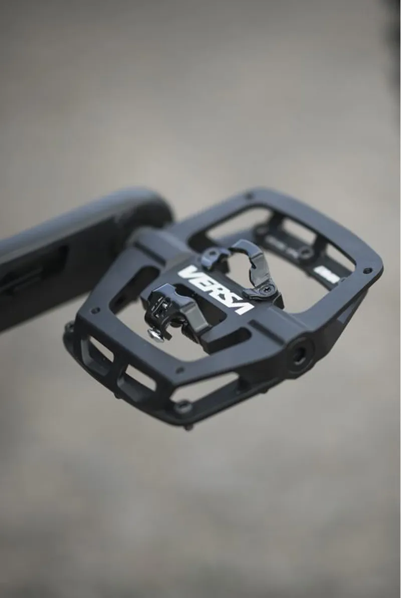 DMR Versa Pedal Black-1