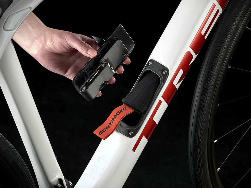 Trek Domane SL 5 Disc Road Bike 2021 Crystal White-5