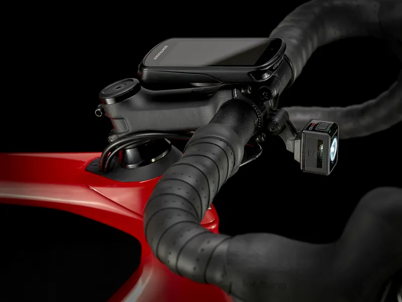 Trek Domane SL 6 Road Bike 2021 Viper Red-2