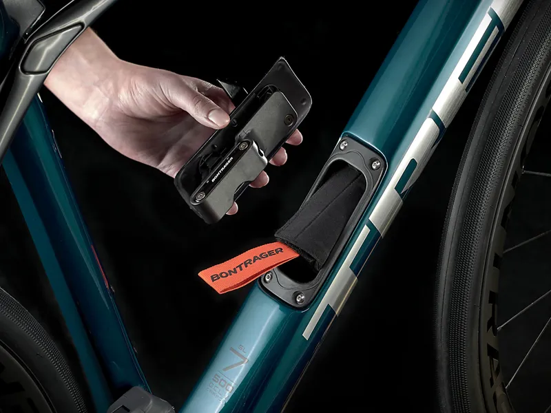 Trek Domane SL 7 eTap Road Bike 2022 Dark Aquatic/Trek Black-4