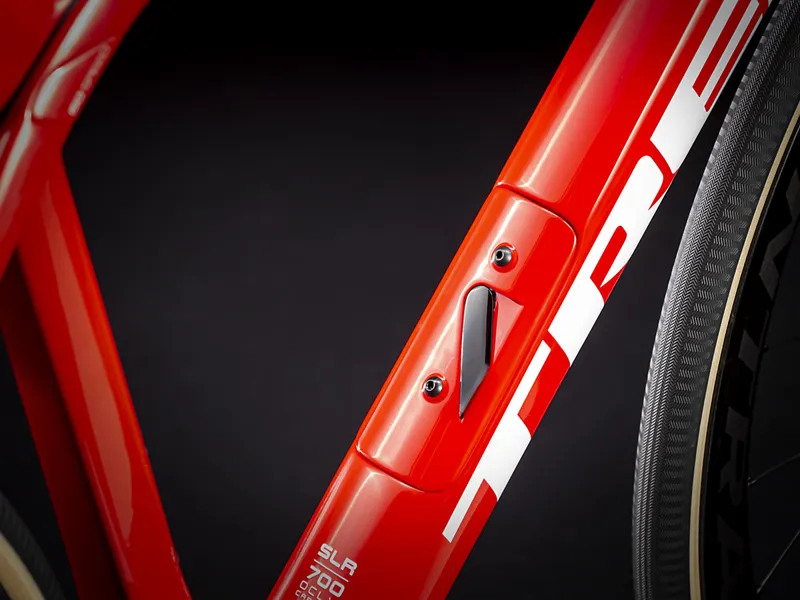 Trek Domane SLR 9 Road Bike 2021 Viper Red/Trek White-6