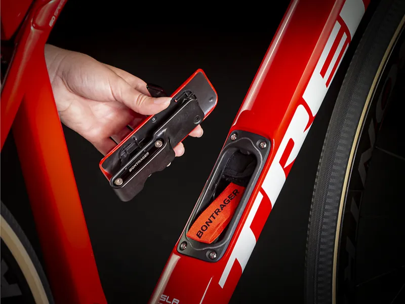 Trek Domane SLR 9 Road Bike 2021 Viper Red/Trek White-5