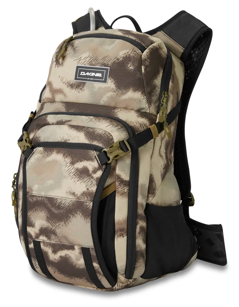 Dakine Drafter 14L Hydration Pack Ashcroft Camo