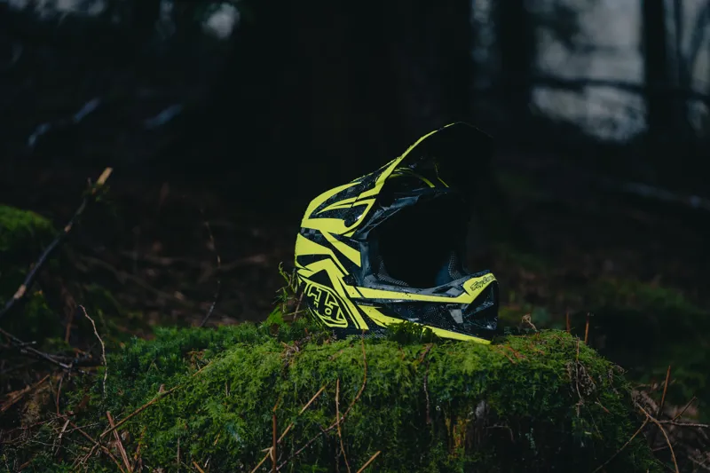 Troy Lee Designs D4 Carbon Full Face MTB Helmet Slash Black/Yellow-4