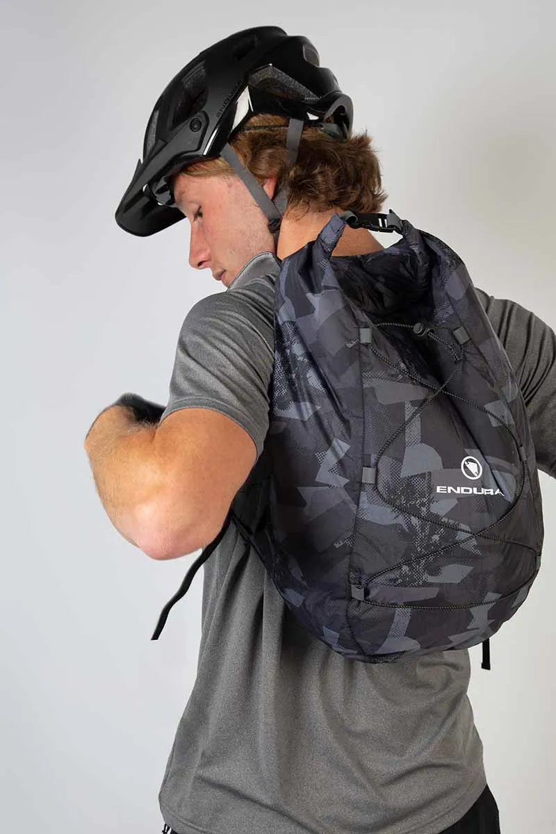 Endura Durapak Backpack Grey Camo-5