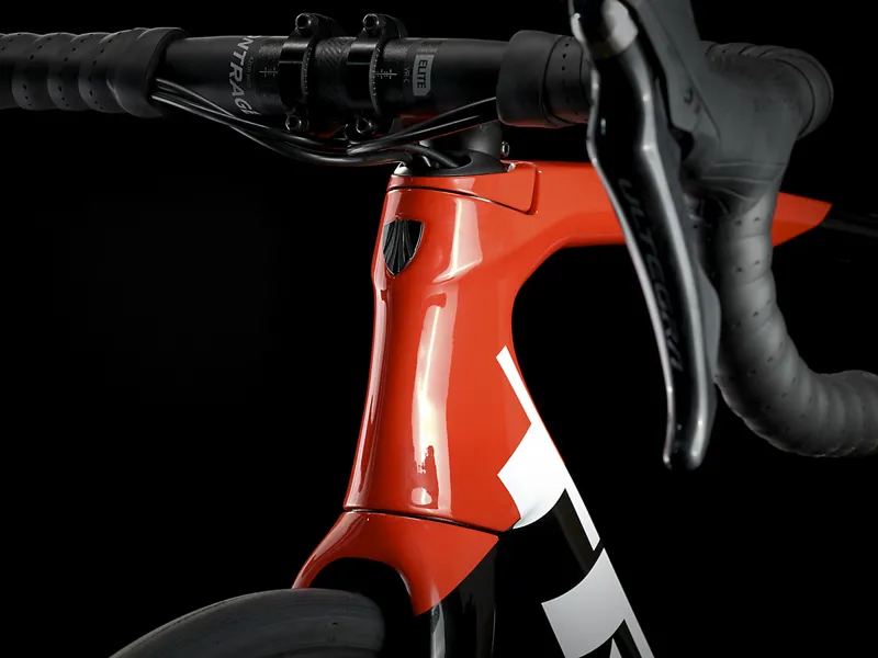 Trek Emonda SL 6 Disc Pro Road Bike 2022 Blue Black/Radioactive Red-2