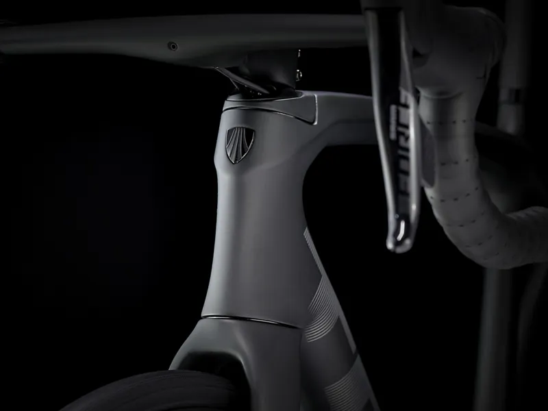 Trek Emonda SLR 7 Disc eTap P1 Road Bike 2021 Matte Onyx Carbon-2