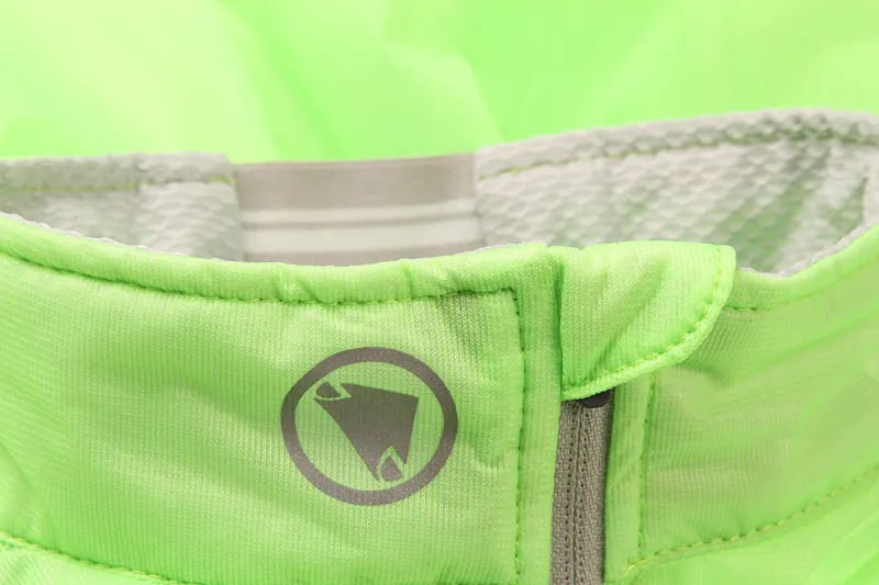 Endura FS260-Pro Adrenaline Race Cape Black-4