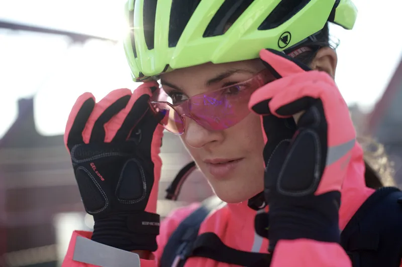 Endura Luminite Womens Gloves Pink-1