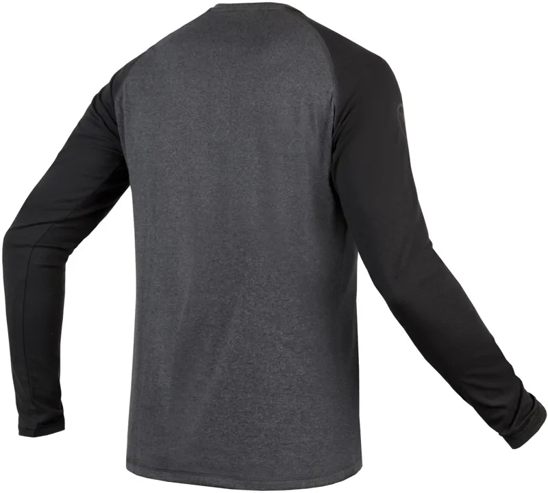 Endura One Clan Henley Raglan LS T-Shirt  Anthracite/Black-1