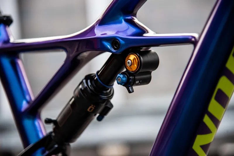 Specialized SWorks Enduro 27.5 Custom Build 2018 Medium Chameleon-4