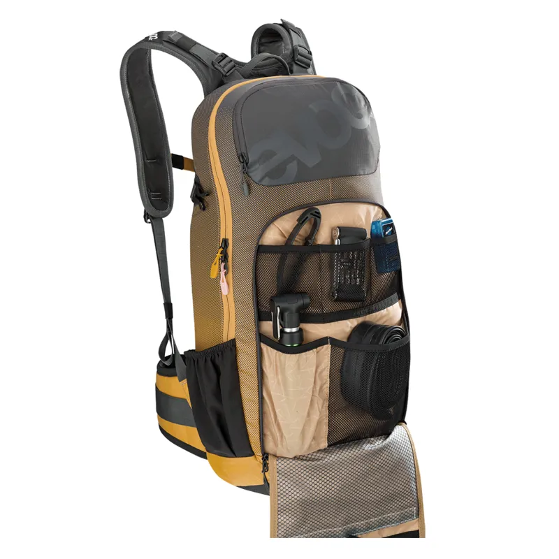 Evoc FR Enduro Protector Backpack Carbon Loam-2