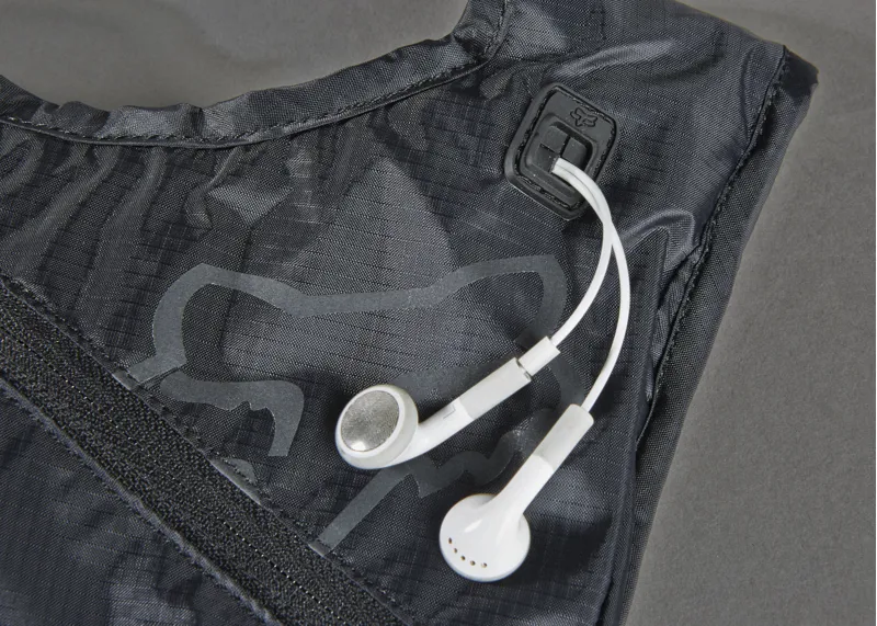 Fox Low Pro Hydration Pack Black-2