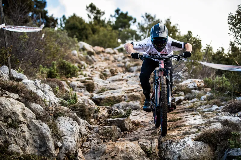 Rockshox Zeb Ultimate Charger 2.1 RC2 27.5in 15x110 Boost Forks Black-4