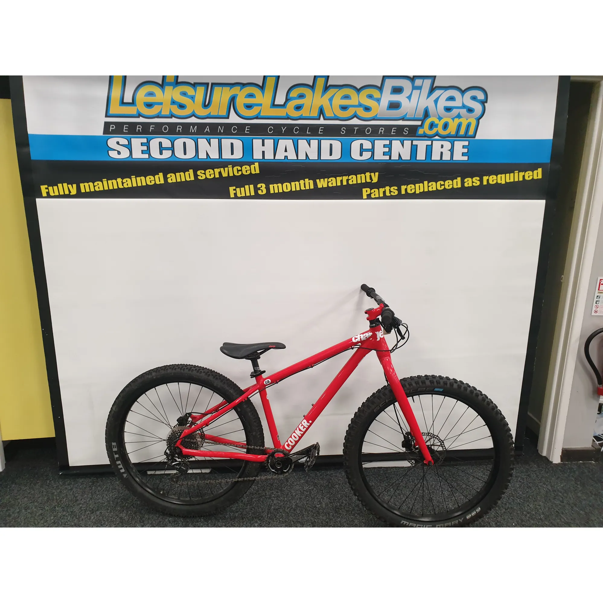 Second Hand Charge Cooker Rigid Small 2017 Red