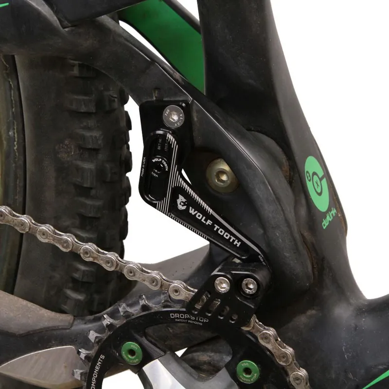Wolf Tooth Gnarwolf Chain Guide High Direct Mount Black-2