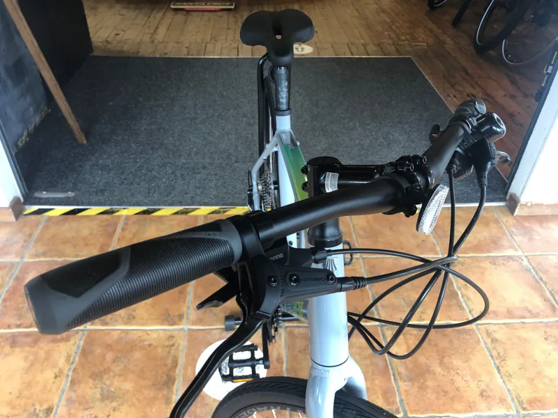 Second Hand Trek FX2 L Hyrbrid Bike 2021 Grey-6