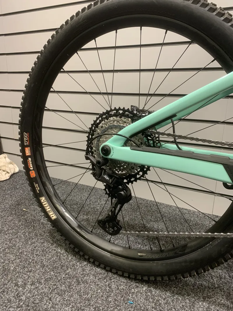 Ex Demo 22 Orbea Occam M10 LT XL Mountain Bike 2022 Blue-3
