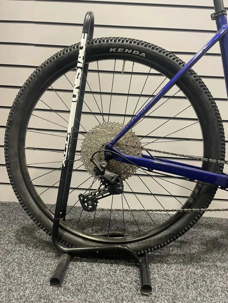 Ex Demo 22 Orbea Onna 10 29er Extra Large Mountain Bike 2022 Blue-2